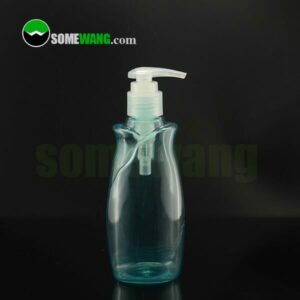 100ml/200ml/300ml Boş Doldurulabilir PET Şeffaf Plastik Losyon Şişeleri, Pompa Dispenserleri - Banyo ve Güzellik Ürünleri Kapları, "somewang.com" filigranı ile koyu bir arka planda görüntülenir.