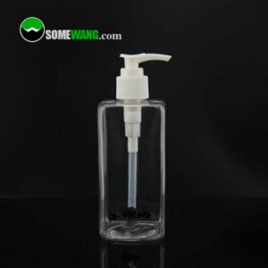 Losyon Pompalı Dispenserli 330 ml'lik PET Şişeler, üst kısmında "somewang.com" logosu bulunan koyu bir arka plan üzerinde etiketlenmiştir.