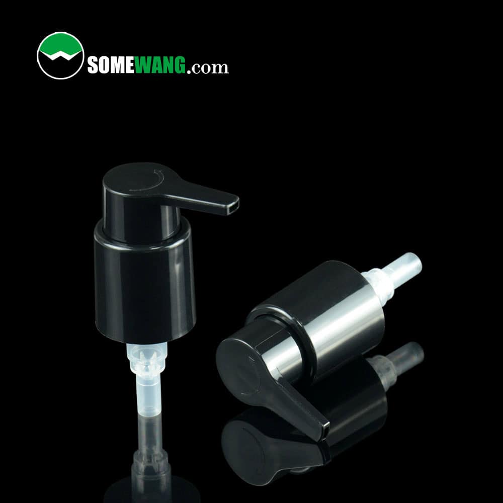 24mm Gold Atomizer with UV Plating on a reflective black surface, "SOMEWANG.com" in top left corner.