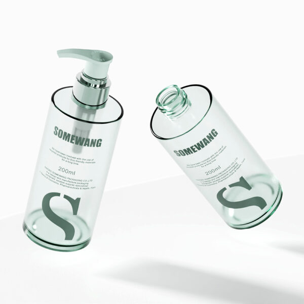 The "High Quality Empty Custom PETG Flat Shoulder Bottle" set includes two 200ml clear bottles from "SOMEWANG," one with a pump and one open top.