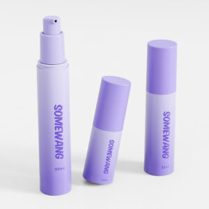 Três elegantes frascos de cosméticos roxos "SOMEWANG" (15 ml, 30 ml, 50 ml) com bombas airless duráveis são perfeitos para atacado ou branding.