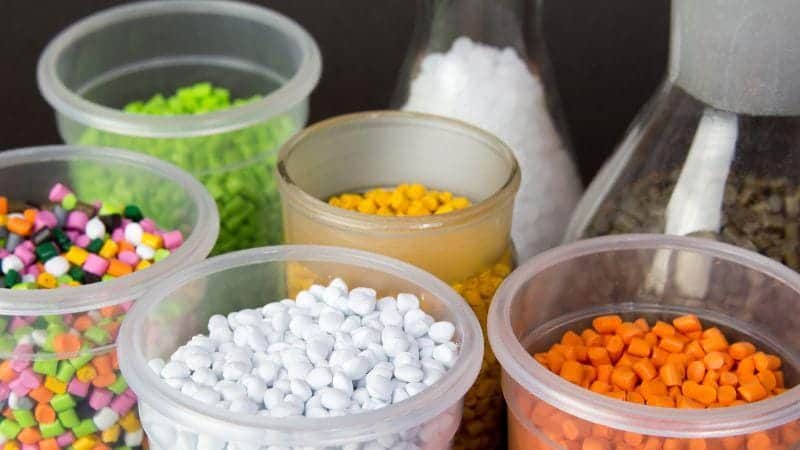 de quoi est fait le plastique