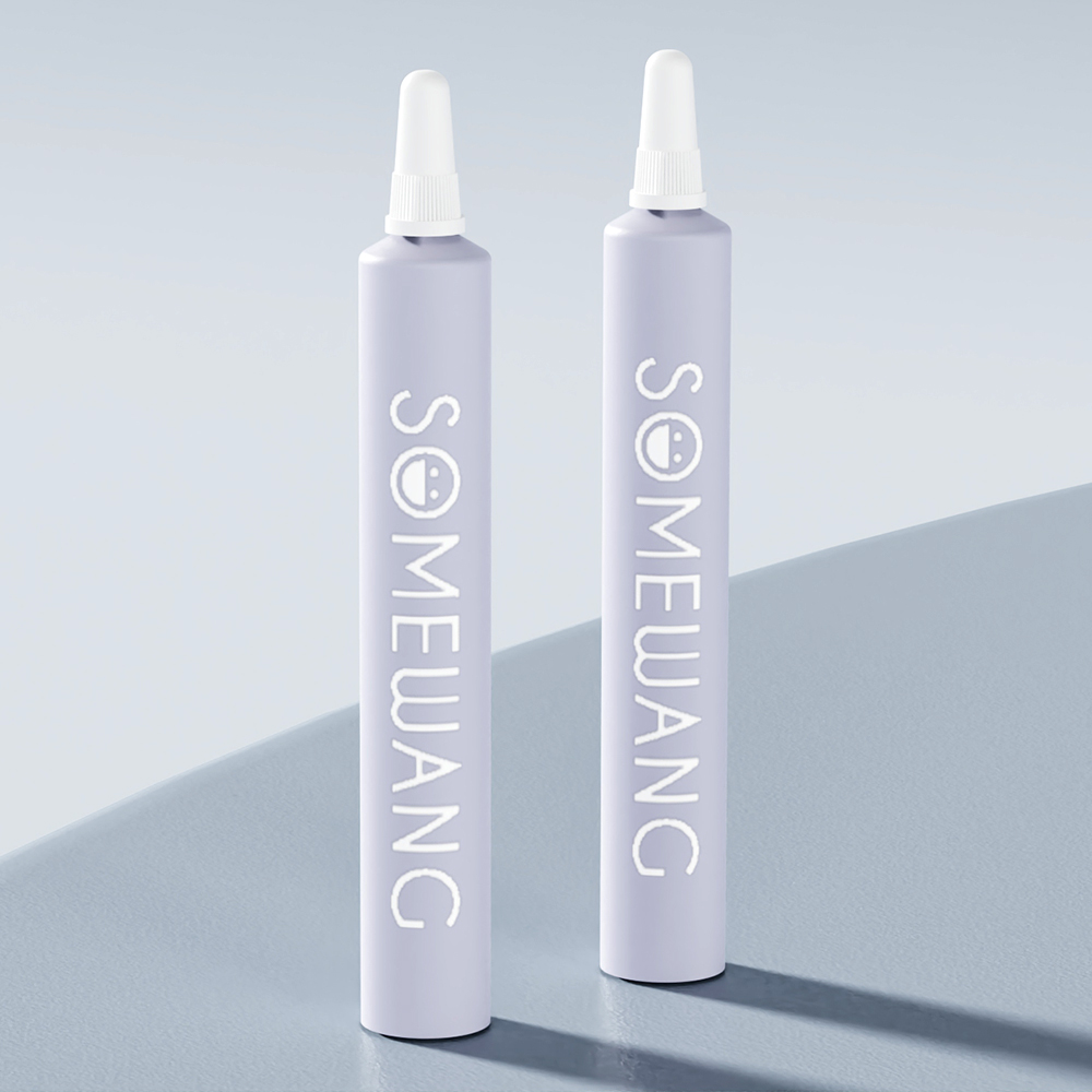 Two tall bottles with dropper tops stand side by side on a reflective surface, resembling the 15ml PE Skincare Tube. Label: "SOMEWANG.