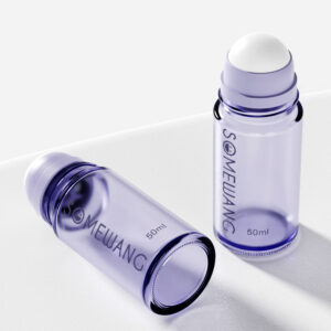 Dua botol gulung kaca SOMEWANG 50ml lavender dipamerkan dengan elegan pada permukaan putih.