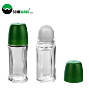 Dua botol kaca roll-on 50ml dengan penutup hijau, satu bertutup dan satu tidak bertutup. "SOMEWANG.COM" berada di penjuru kiri sebelah atas.