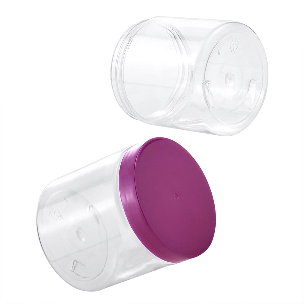 Twee cilindrische plastic containers, waarvan één met een paars deksel, hebben een verschillende hoek. Ook inbegrepen is een amberkleurige pot van 250 ml voor veelzijdig gebruik.