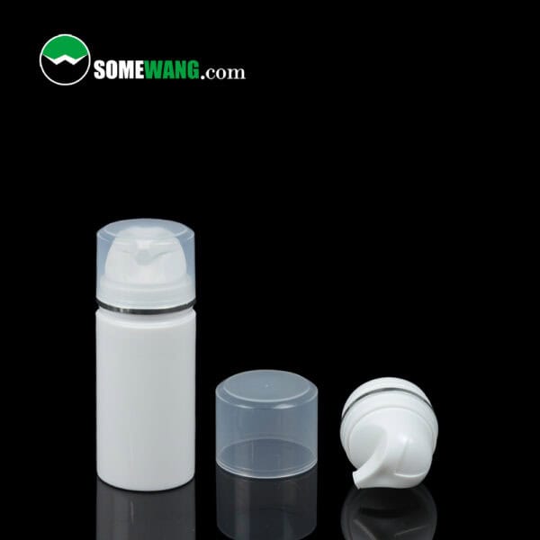 Botella sin aire de plástico blanco (30 ml ~ 150 ml) con tapa transparente, fondo negro, logotipo "SOMEWANG.com" en la parte superior izquierda. Ideal para lo esencial de la piel.