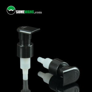 Two black 24/410 lotion pumps with white nozzles are shown against a black background. One stands upright, the other lies down. "Somewang.com" logo is visible.