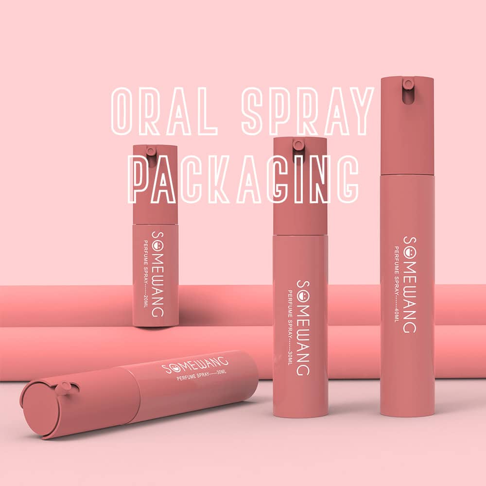 ขวดสเปรย์ฉีดช่องปาก "SOMEWANG" สีชมพู 4 ขวดบนพื้นหลังสีชมพูมีข้อความว่า "ORAL SPRAY PACKAGING" สะท้อนถึงความสง่างามและเสน่ห์