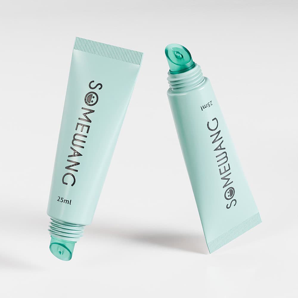 Dua tiub PE "Somewang" hijau muda dengan penutup teal ditunjukkan, satu tegak, satu lagi bersudut. Sesuai untuk keperluan lip gloss tersuai.