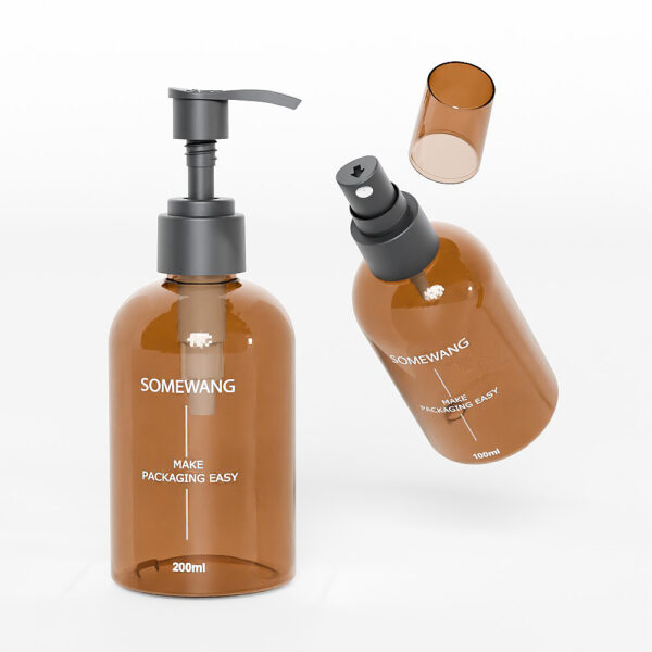 Dos botellas de loción PET de color ámbar "Somewang" (100 ml y 200 ml) sobre un fondo blanco. Una de las tapas está desprendida, perfecta para champú o gel.