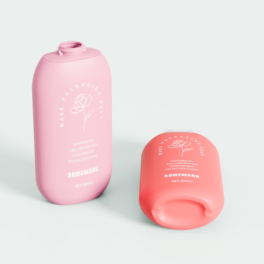 Zwei pastellfarbene 300-ml-HDPE-Flaschen – eine rosa aufrecht, eine korallenfarbene seitlich – beide mit der Aufschrift „SOMEWANG“ und einer Rosengrafik.