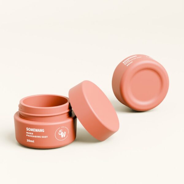 Deux pots "SOMEWANG" rose mat de 20 ml : un ouvert, un fermé ; tous deux indiquent la marque et la capacité.