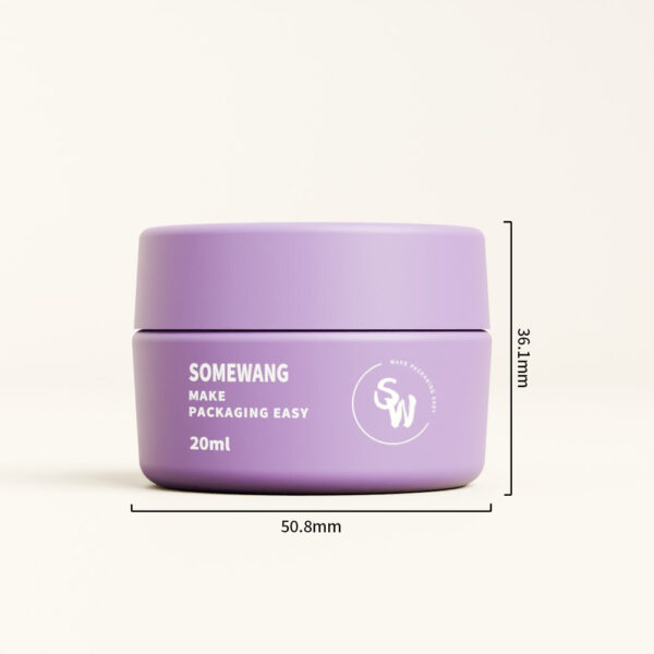 Petit pot violet "SOMEWANG MAKE PACKAGING EASY" de 20 ml, 50,8 mm de large, 36,1 mm de haut.