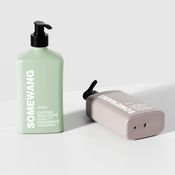 500ml PET 정사각형 병 2개(하나는 세워져 있고, 하나는 눕혀져 있음)에 흰색 글씨로 "SOMEWANG" 라벨이 표시되어 있습니다.